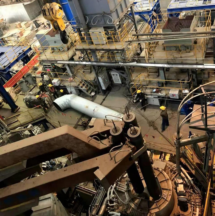 130tLF旋轉雙工位鋼包電弧爐