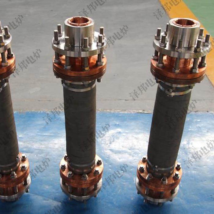 2000mm2雙法蘭水冷補償器（專利產品）